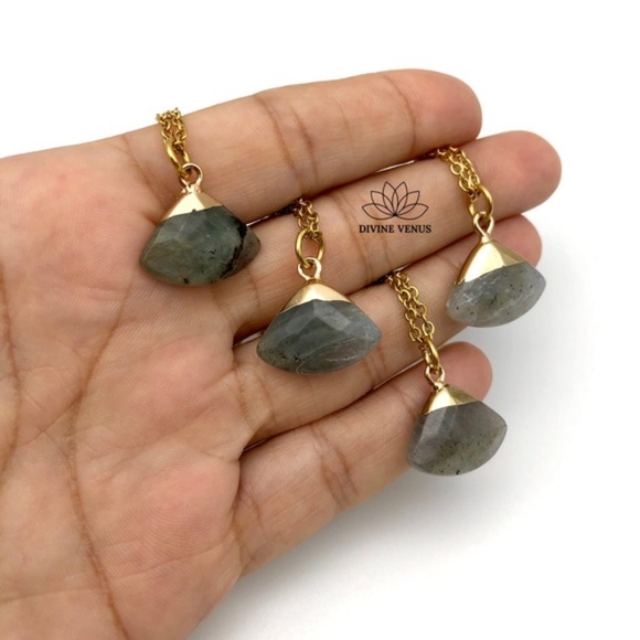 Labradorite Necklace | Gold Plated Stainless Steel - Picture 3 of 11